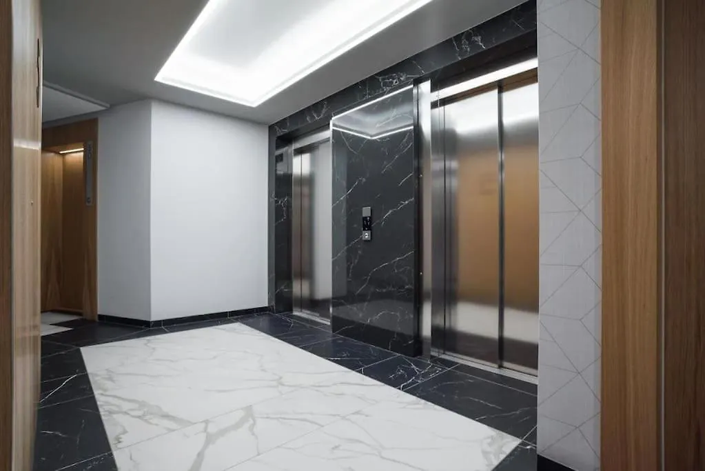 Urbannestgroup - Old Town Studio S17 Warszawa